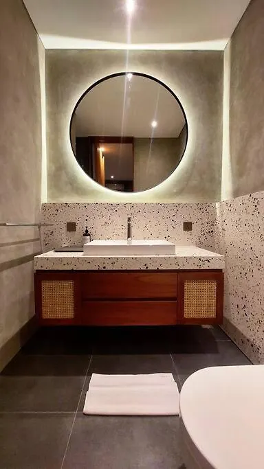Akhila 3 - 2 Bedroom Modern Tropical Villa At The Heart Of Seminyak
