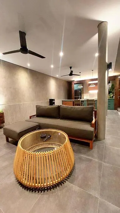 Akhila 3 - 2 Bedroom Modern Tropical Villa At The Heart Of Seminyak 0*,
